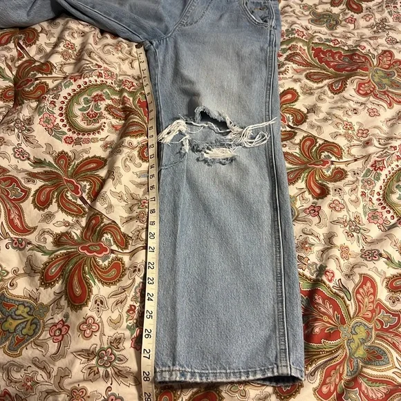 LEVIS Retro/Vintage Style Light Wash Distressed Denim Overalls - Picture 15 of 15